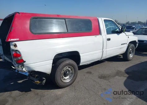 2001 Dodge Ram 1500 St/Ws z USA, uszkodzony, nr VIN 1B7HC16X81S745136